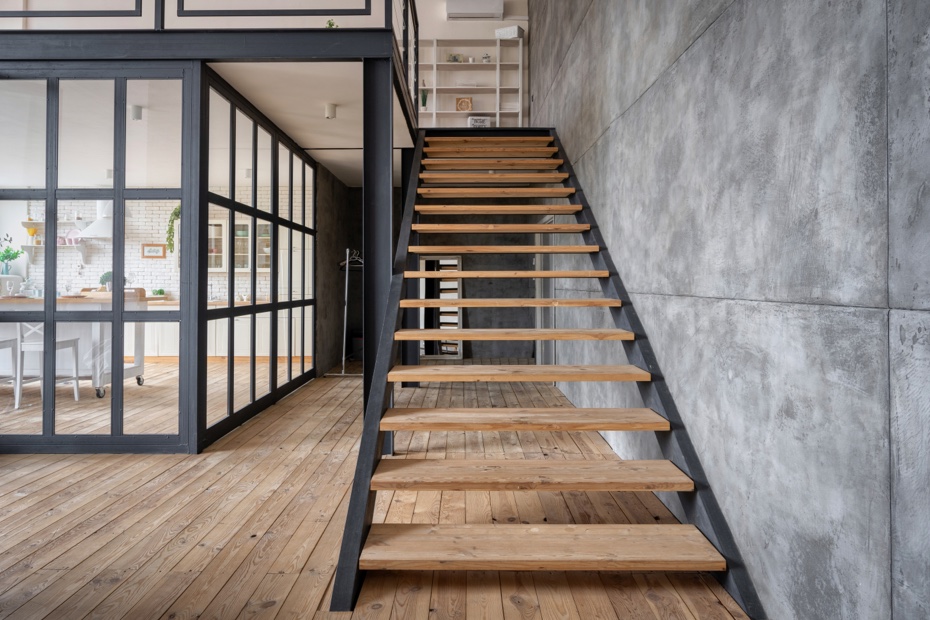 Gerade Treppe aus Holz und Stahl | HolzLand Beese Unna