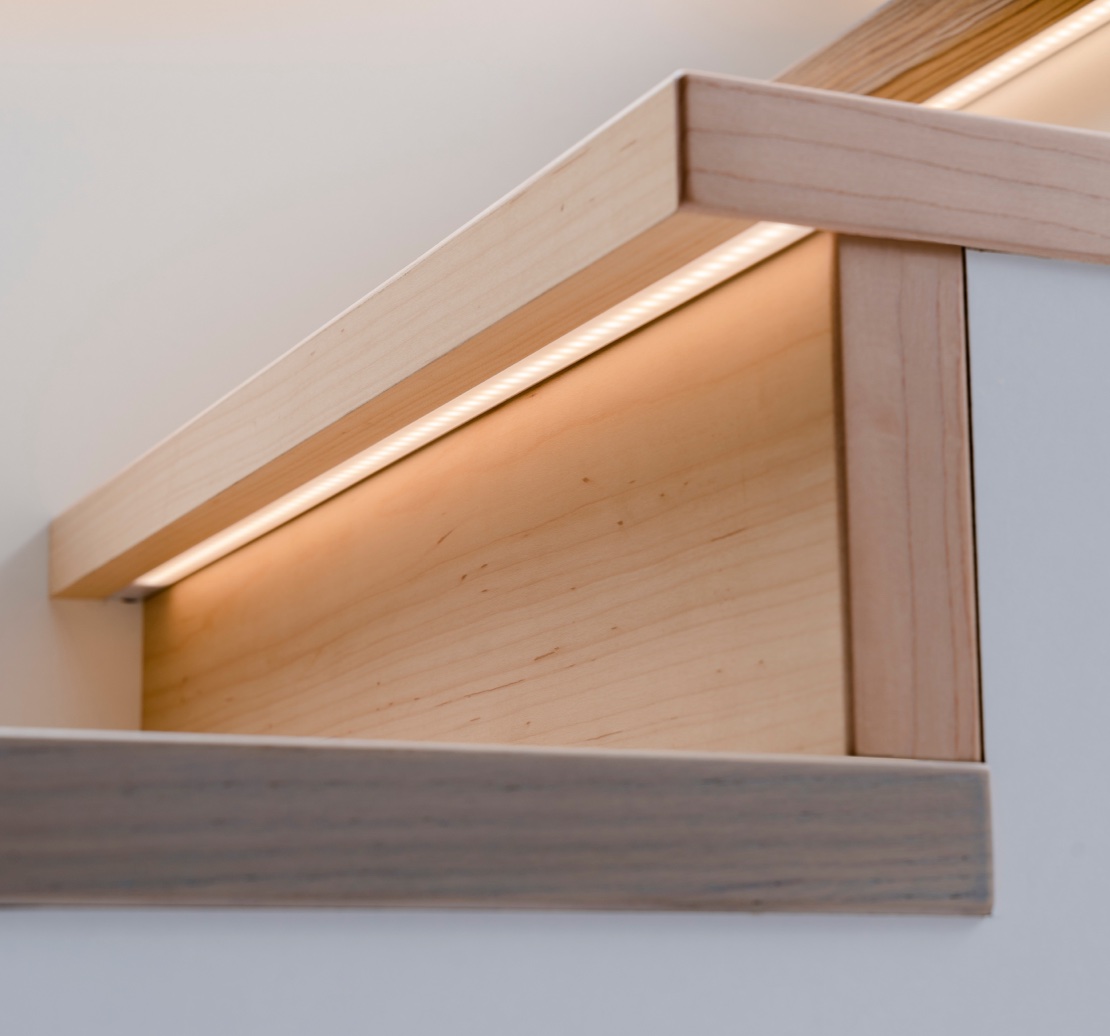 Treppenstufen aus Holz mit LEDs | HolzLand Beese Unna